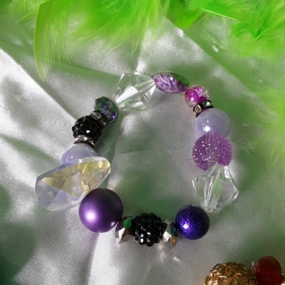 Bracelets - Picture 5 of 5